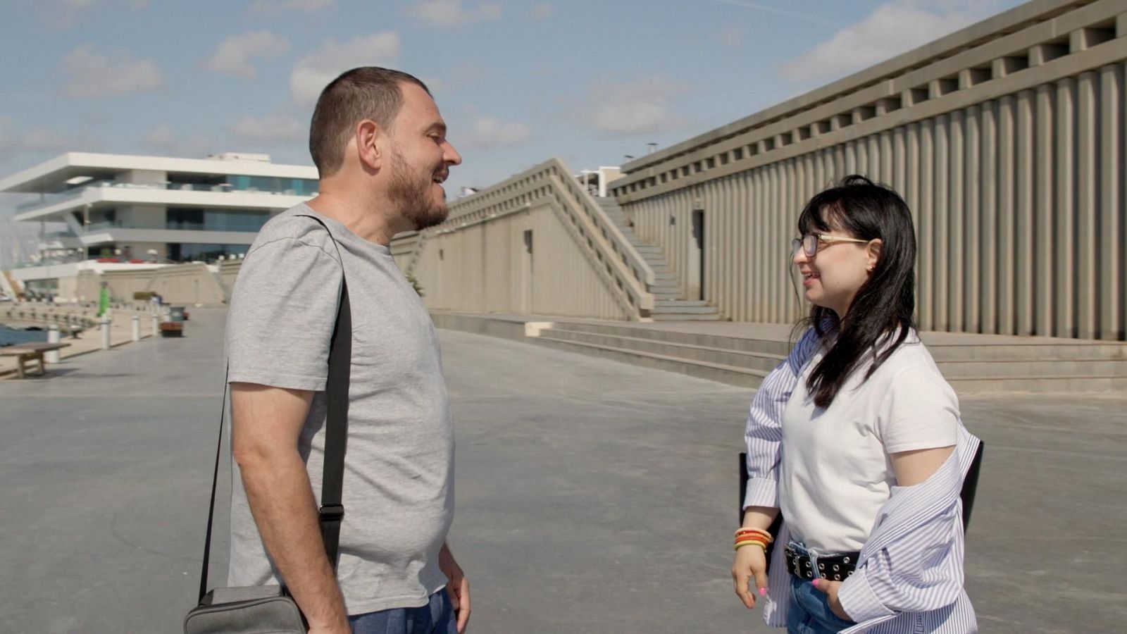 De seda y hierro - Valiente, valiente - ver ahora