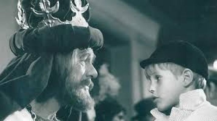 Telediario 2 - 'La gran familia', 'Solo en casa', 'Gremlins': Las películas ambientadas en Navidad