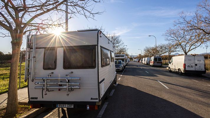 Telediario 2 - Palma prohibirá a partir de febrero vivir en caravanas, pero la falta de vivienda persiste