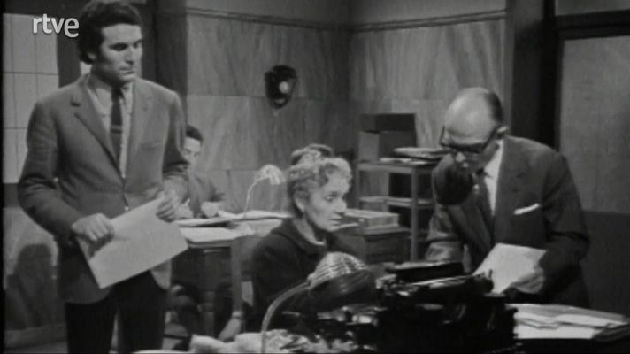Visto para sentencia (1971) - La prima Angustias