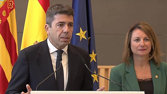 Telediario 1 - Mazón niega que haya cambiado de versiones sobre su comida el día de la dana