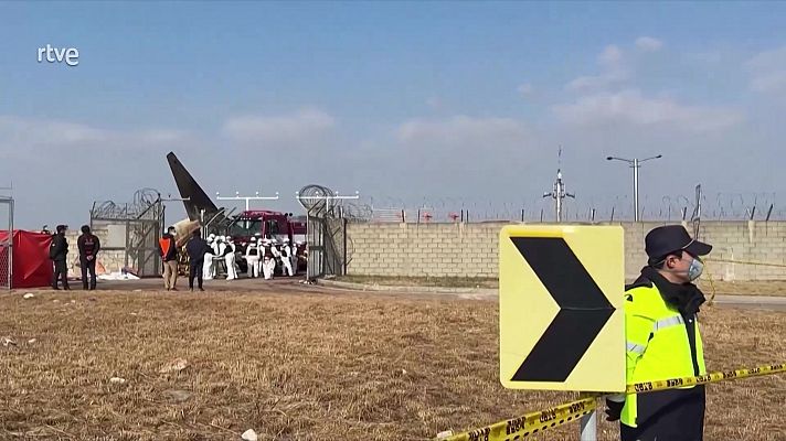 Fin de semana 24h - La aerolínea Jeju Air pide perdón por el choque de un avión con 181 personas a bordo