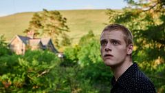 'Somewhere boy', tráiler (ya disponible)