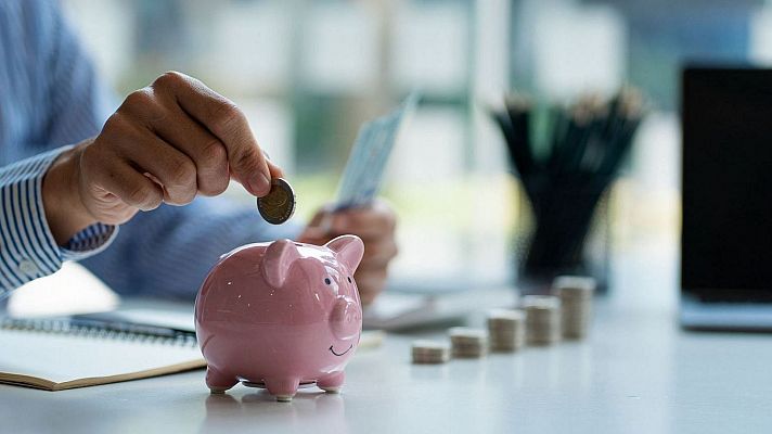 Telediario 1 - La tasa de ahorro de los hogares españoles alcanza su máximo en tres años