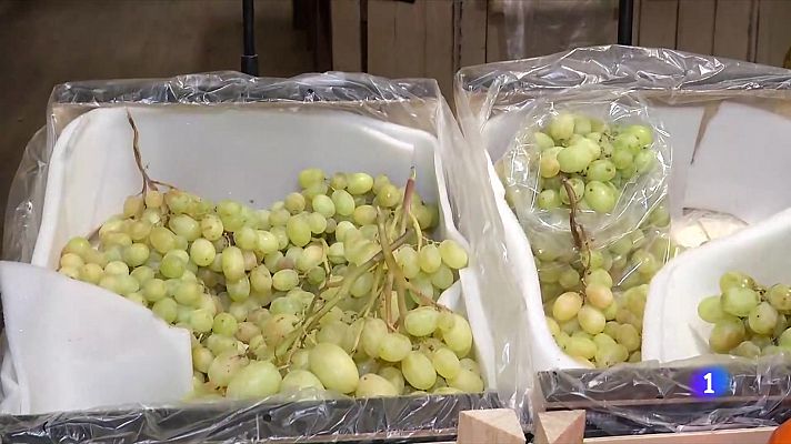 L'Informatiu - Darreres compres per tenir la taula a punt per Cap d’Any