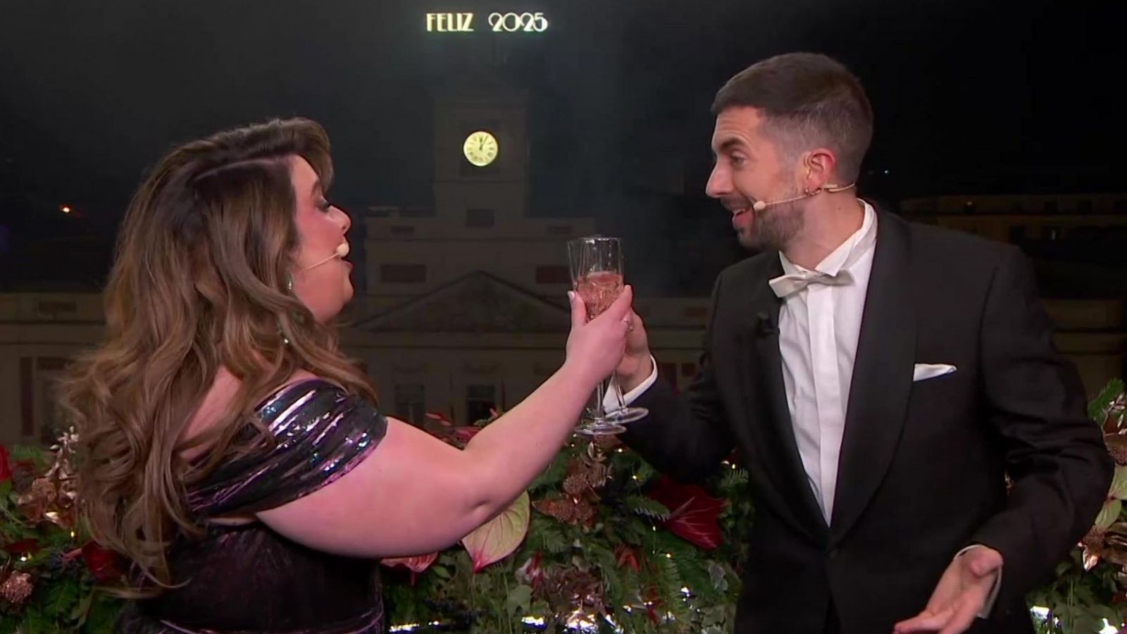 Campanadas 2025 en RTVE con Lalachus y Broncano vídeo completo