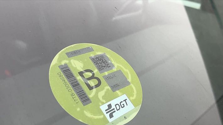 Telediario 1 - Zonas de bajas emisiones: algunos municipios empiezan a implantar las restricciones