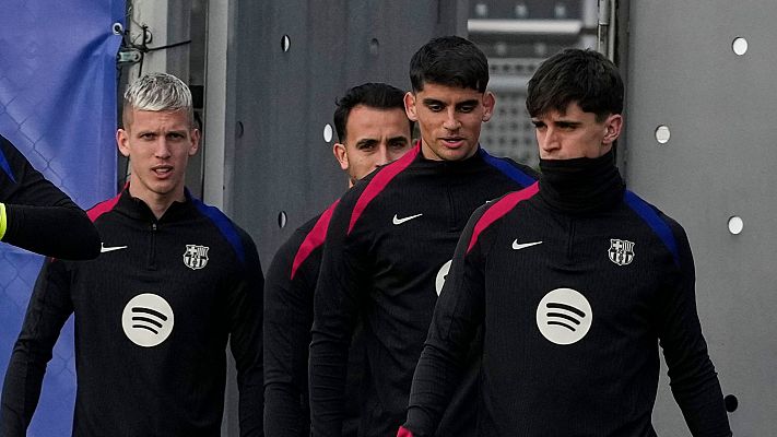 Telediario 2 - El Barcelona sigue sin poder inscribir a Dani Olmo y Pau Víctor