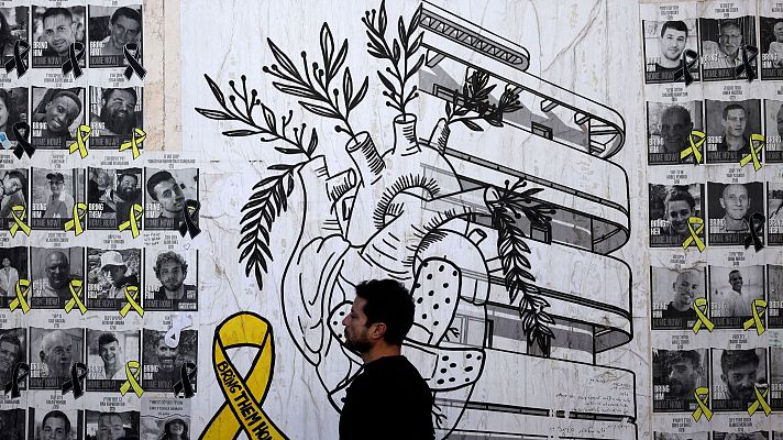 Una exposición en Tel Aviv muestra las huellas del ataque de Hamás | Ver