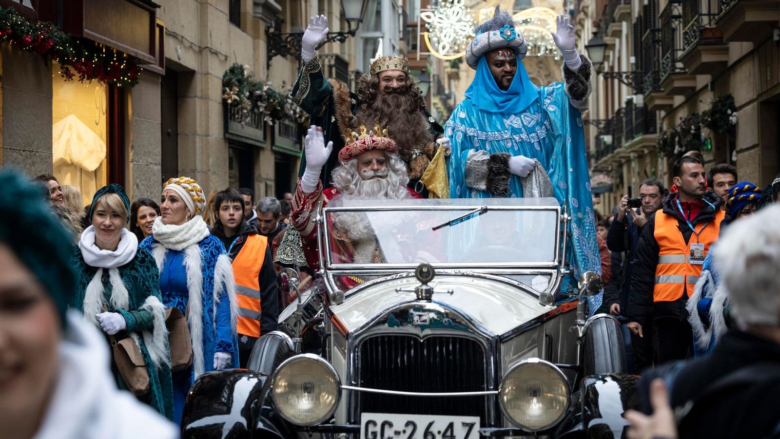 Los Reyes Magos se preparan para recorrer toda España en las cabalgatas