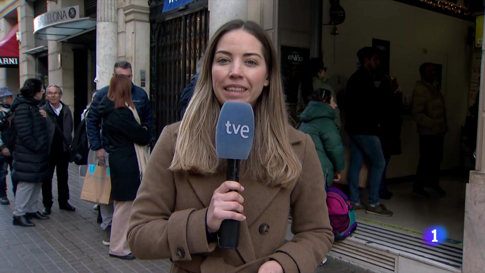 Darreres hores per comprar Loteria del Nen - L'Informatiu | Veure