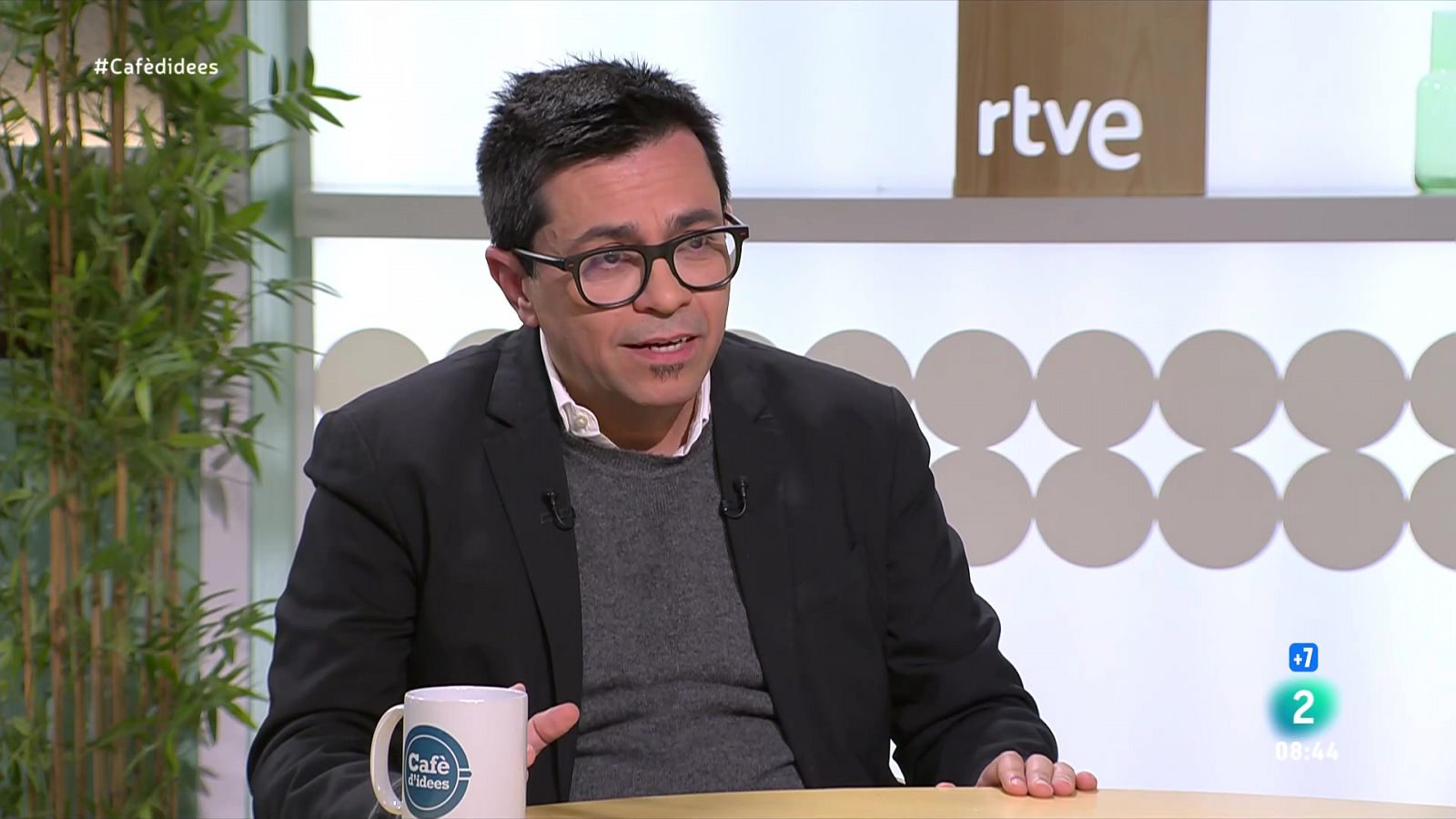 Pisarello confia en acords per evitar la qüestió de confiança | Veure