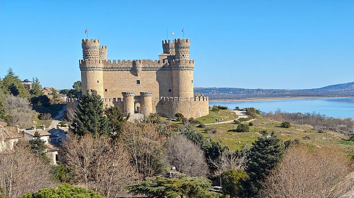 Telediario 1 - El castillo de Manzanares cierra al público tras recuperarlo sus dueños