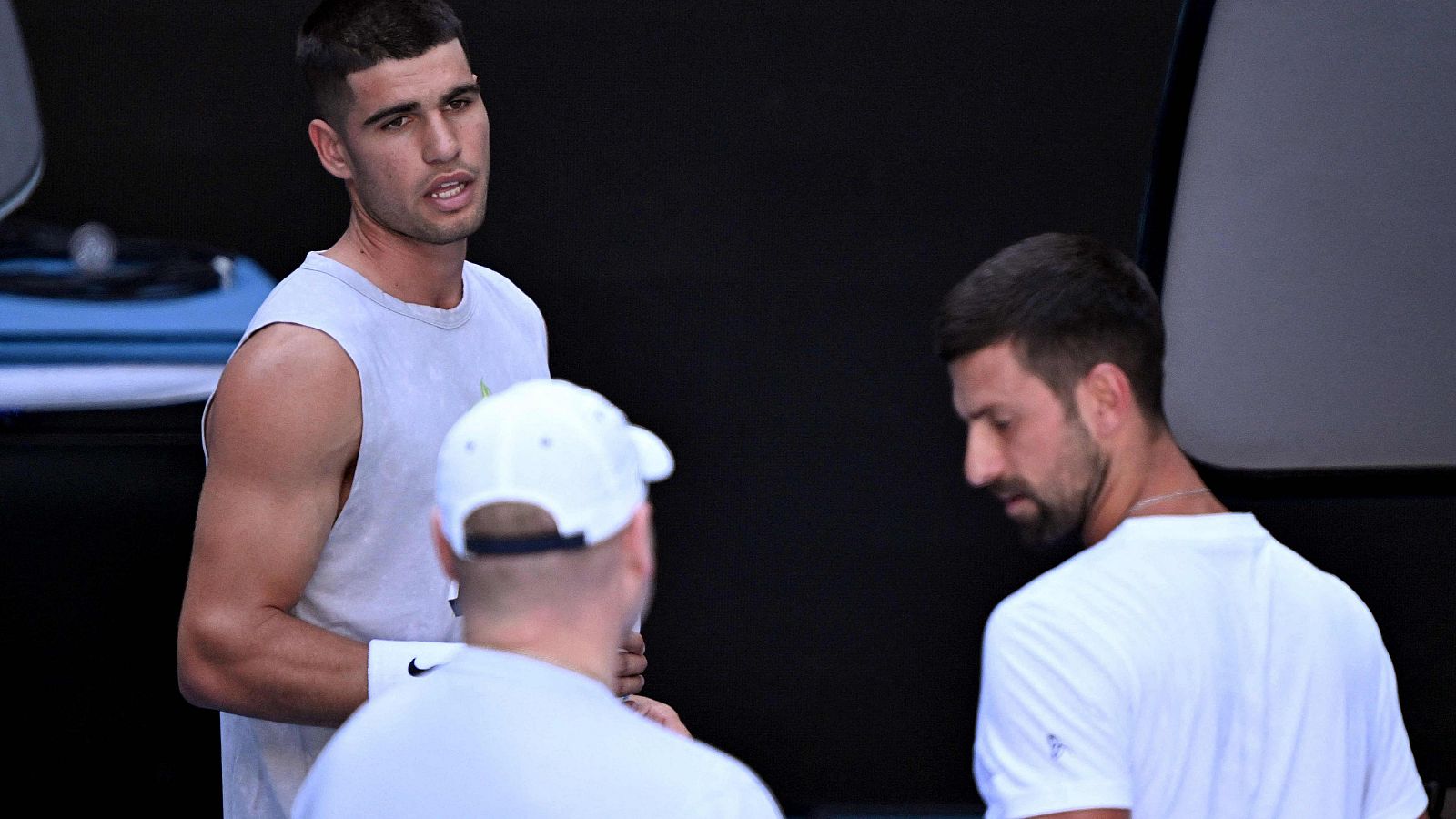 Alcaraz y Djokovic entrenan juntos de cara al Open de Australia