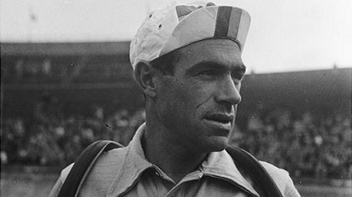 Ciclismo - Bernardo Ruiz gana la 21ª etapa del Tour de Francia 1951