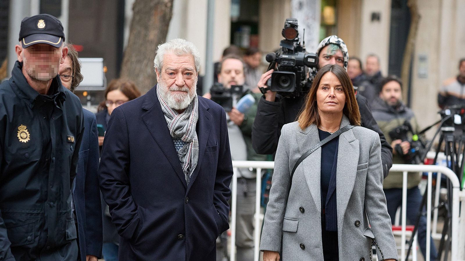 Miguel Ángel Rodríguez declara como testigo ante el Supremo - Telediario 1 | Ver