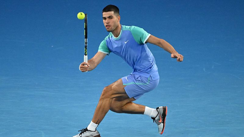Alcaraz cae en la última prueba antes del Abierto de Australia - Tenis | Ver