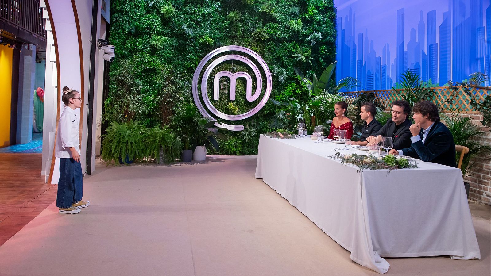 El postre dedicado a su familia de Valentina - MasterChef | Ver