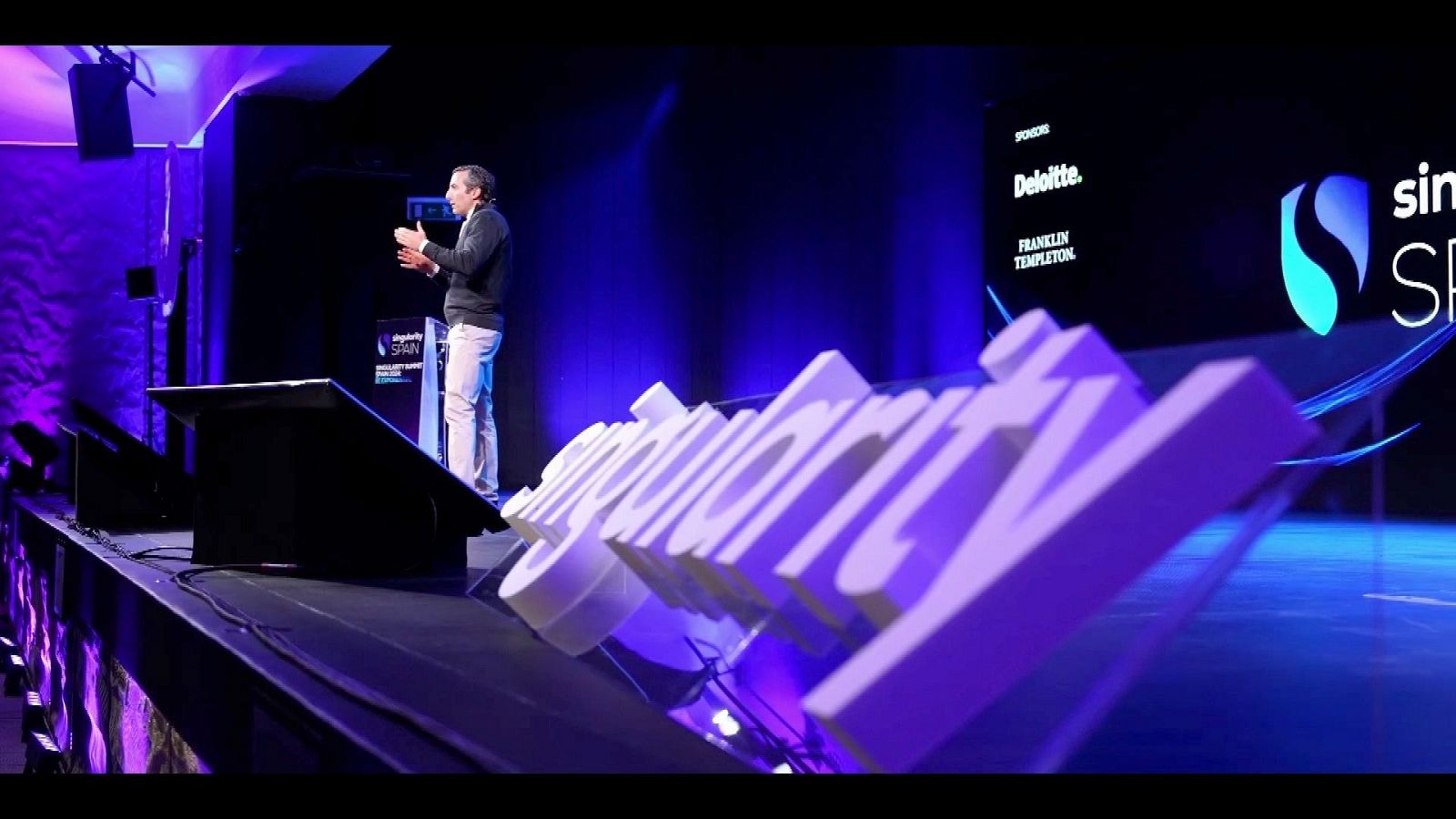 Zoom Net -  BIG Conference 2024, MIOTI, Singularity Summit y Watch D2 - ver ahora