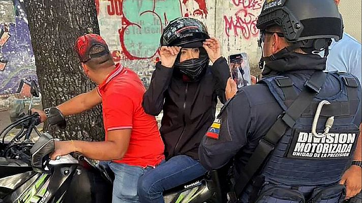 Informativo 24h - Verifica RTVE analiza los vídeos sobre la supuesta detención de María Corina Machado en Venezuela