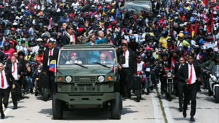 Maduro inicia su tercer mandato en Venezuela apoyado en el Ejército