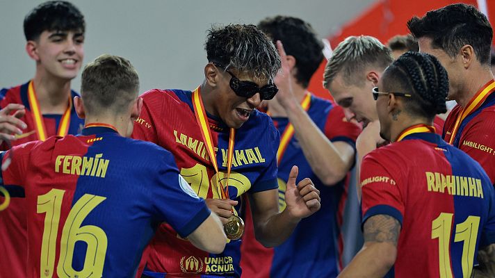 Así fue la fiesta del Barça tras ganar la Supercopa al Madrid