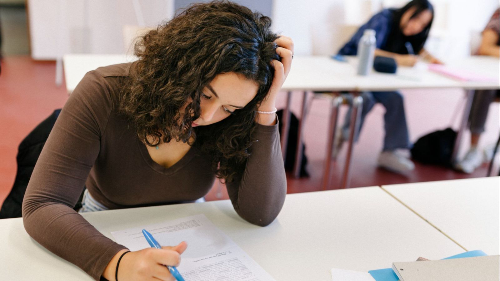 Aumenta la ansiedad y la adicción a las pantallas en los institutos