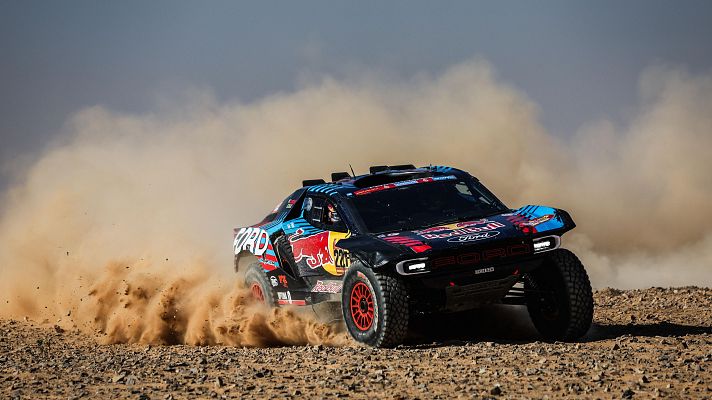 Nani Roma gana la etapa 10 del Dakar y Schareina se jugará las opciones al Dakar en el 'Cuadrante Vacío'