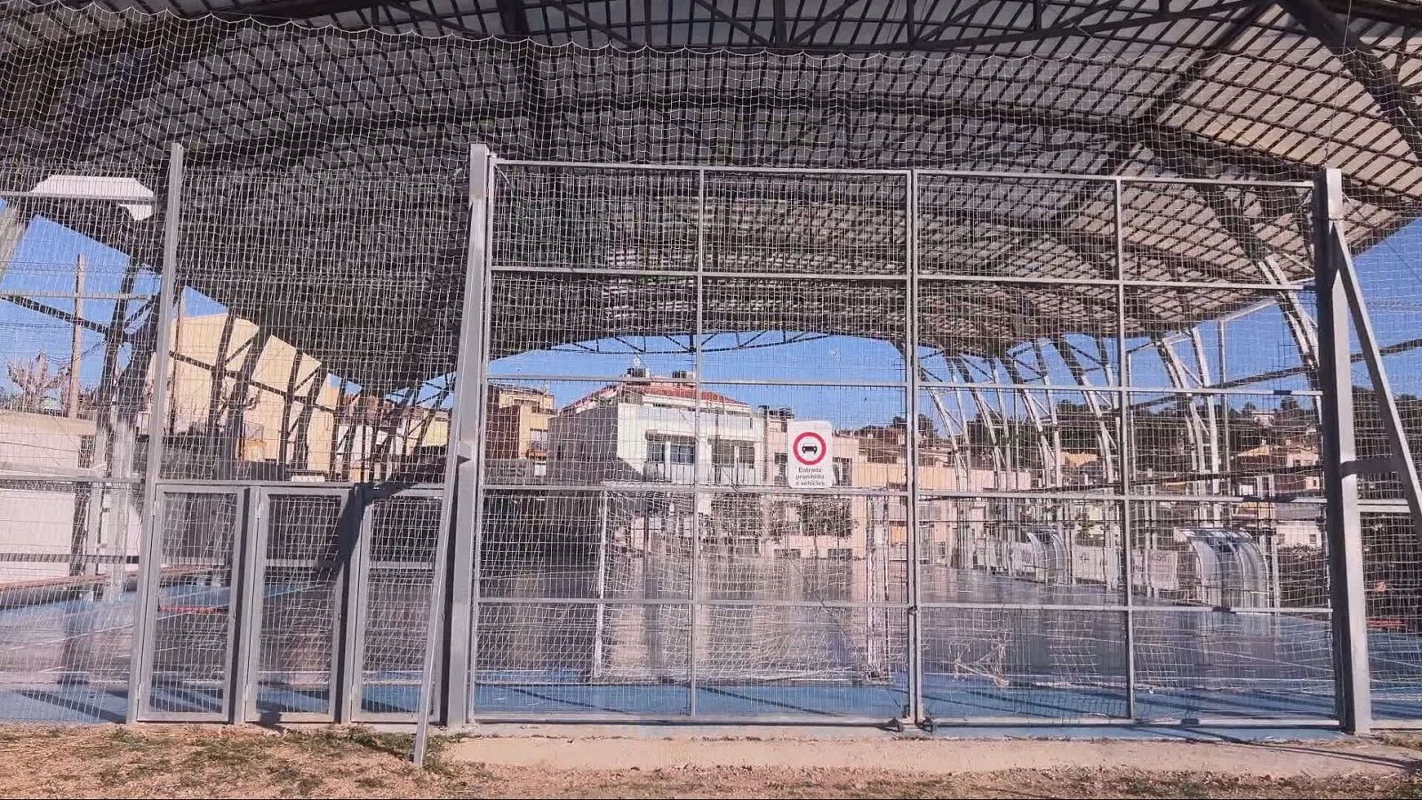 Muere un niño en un polideportivo en Subirats, Barcelona