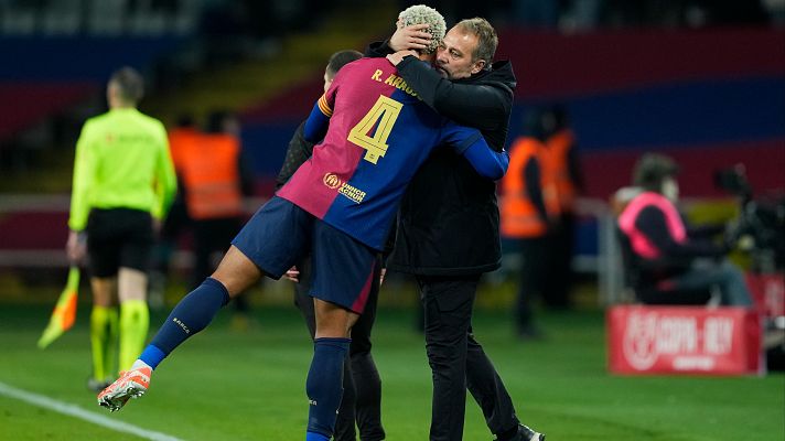  - Flick, contento de que "uno de los mejores centrales que hay", como Araujo, esté en el Barcelona