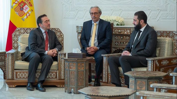 José Manuel Albares realiza una visita oficial a Siria para decidir si levantar las sanciones contra el país