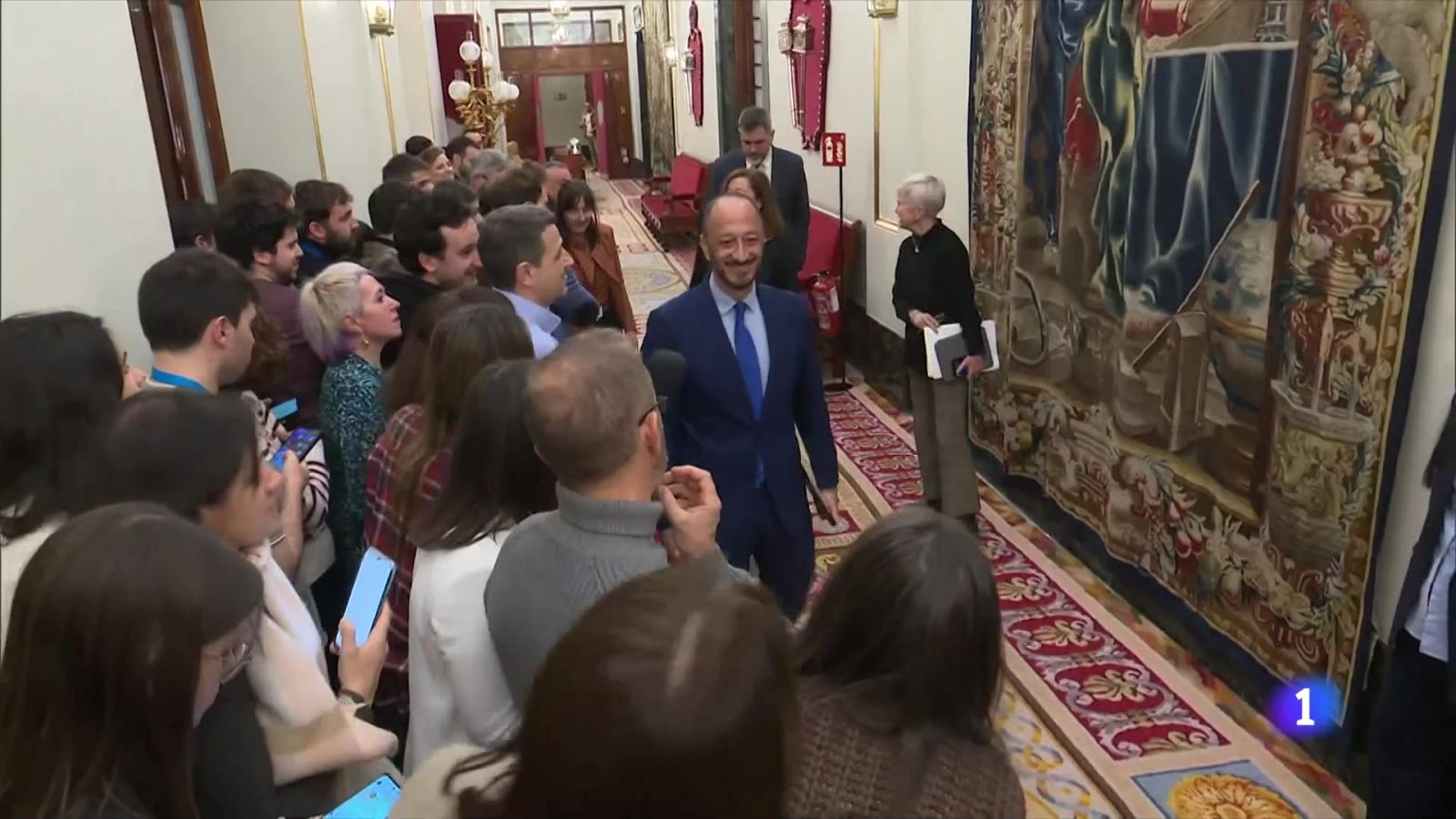 La Mesa del Congrés ajorna la decisió sobre la qüestió de confiança de Junts