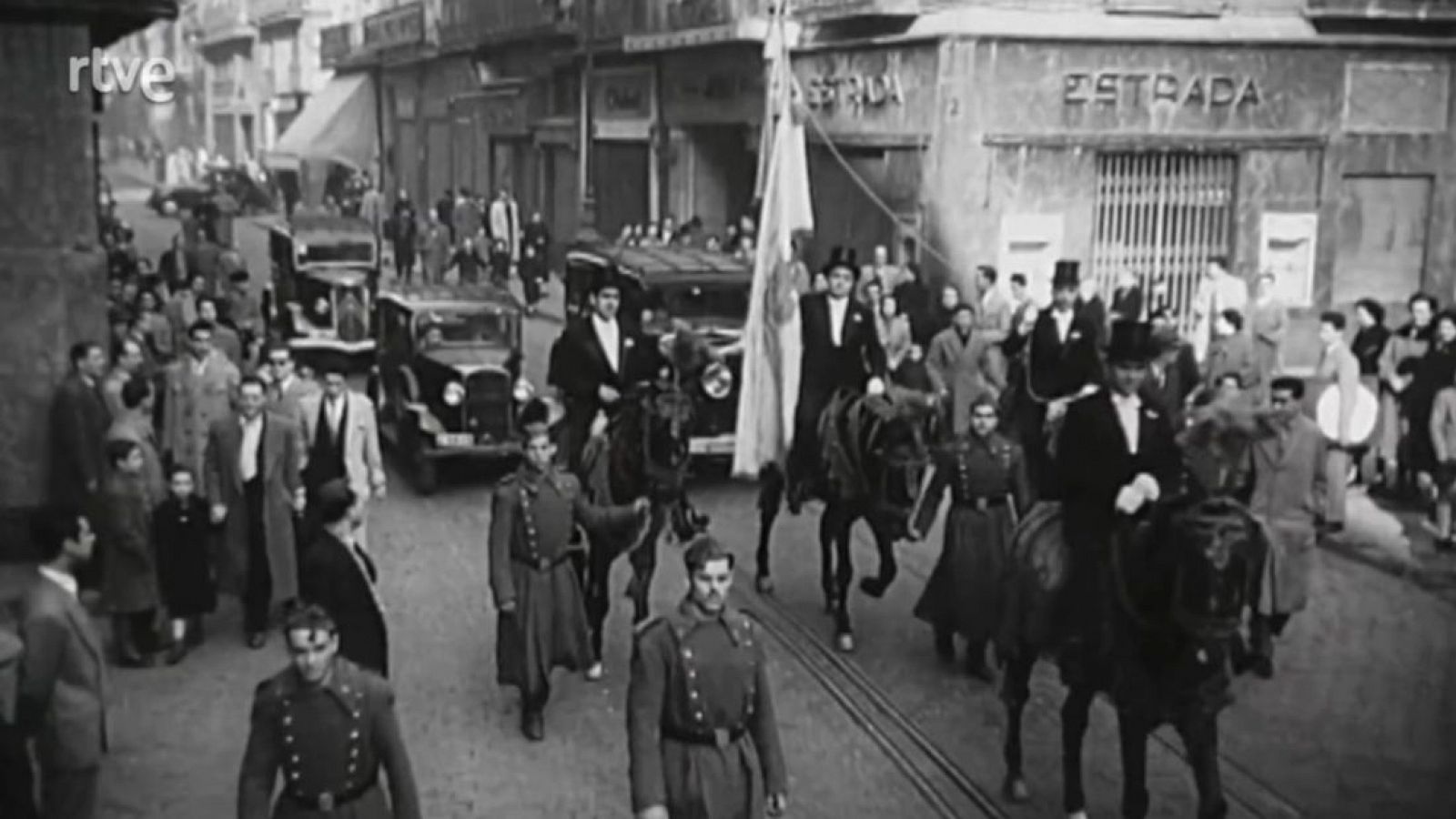 Els Tres tombs, en Barcelona - Nodo