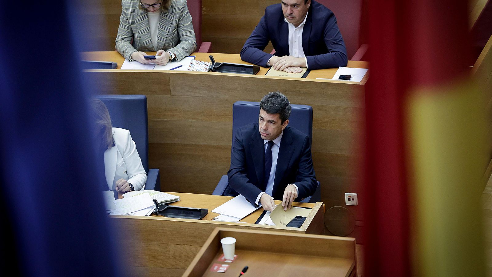 Mazón compara las ayudas de Gaza con las de la dana y el Gobierno le pide "salir del noqueo" y "ponerse a trabajar" - La noche en 24h | Ver