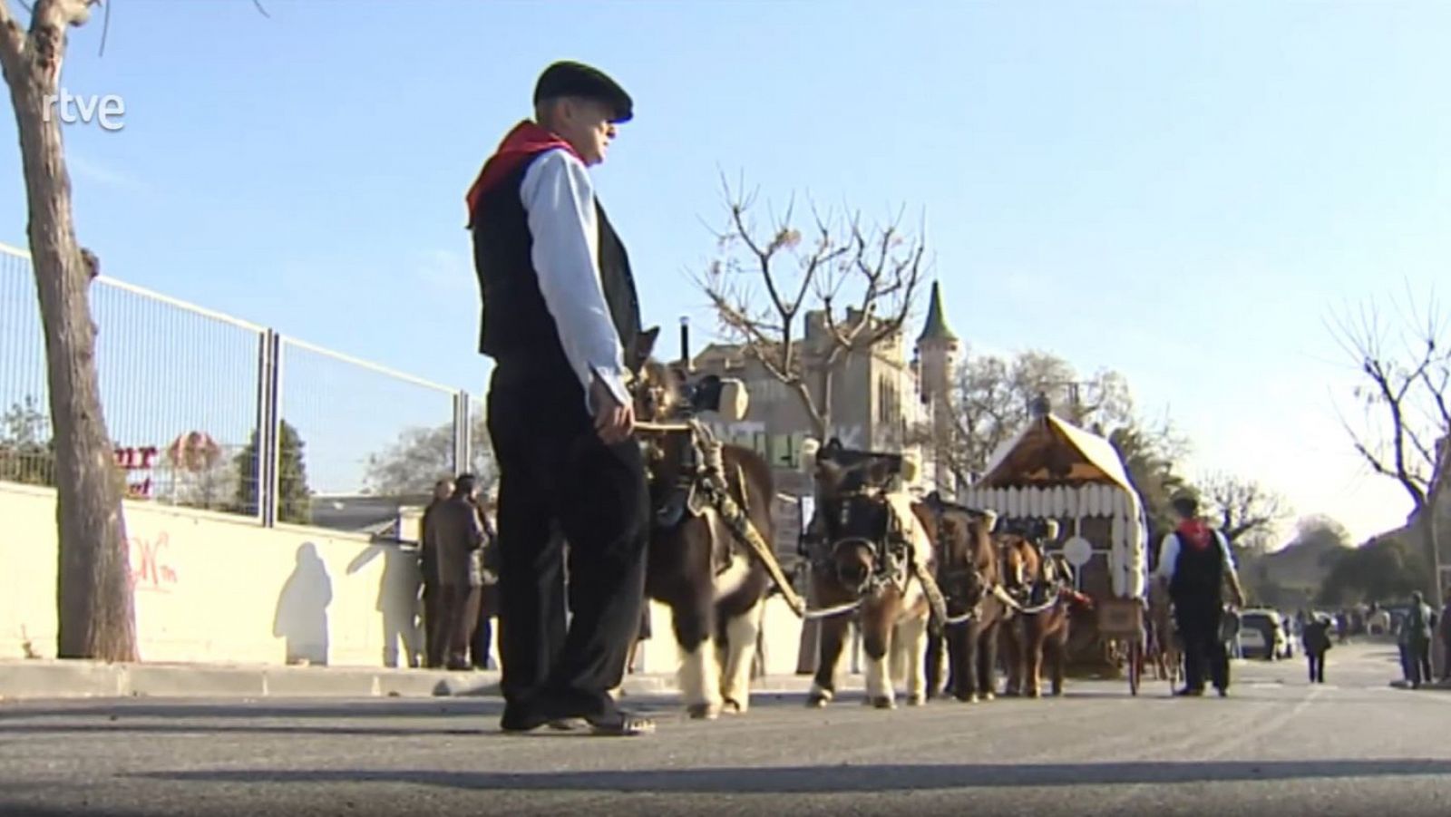 Els Tres Tombs a Valls - Arxiu TVE Catalunya