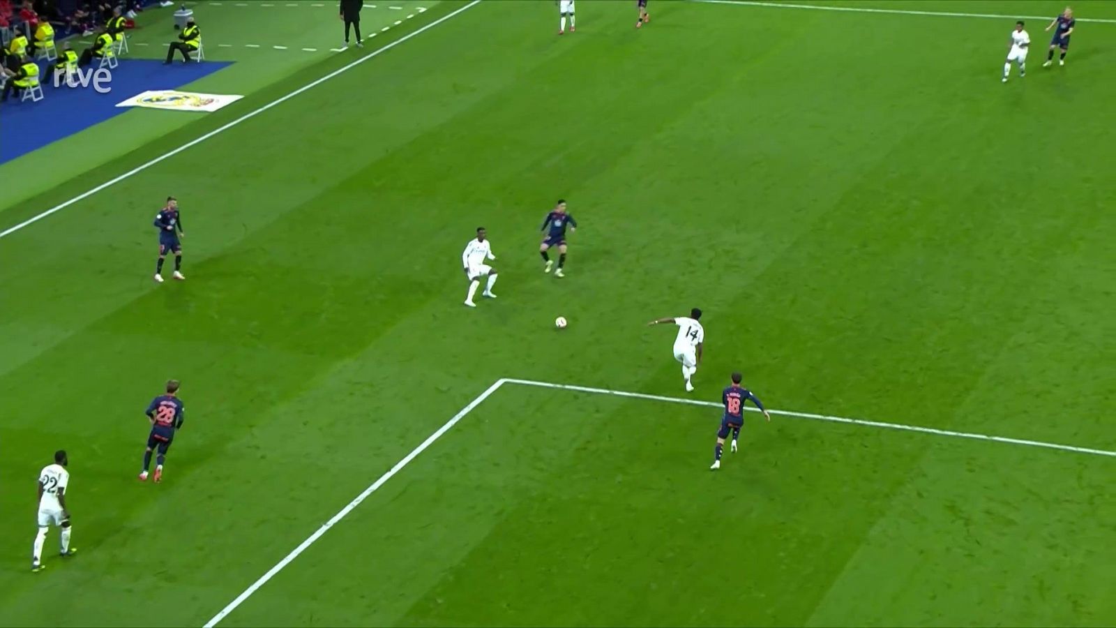 Real Madrid - Celta: un error de Camavinga da pie al gol de Bamba - Copa del Rey | Ver