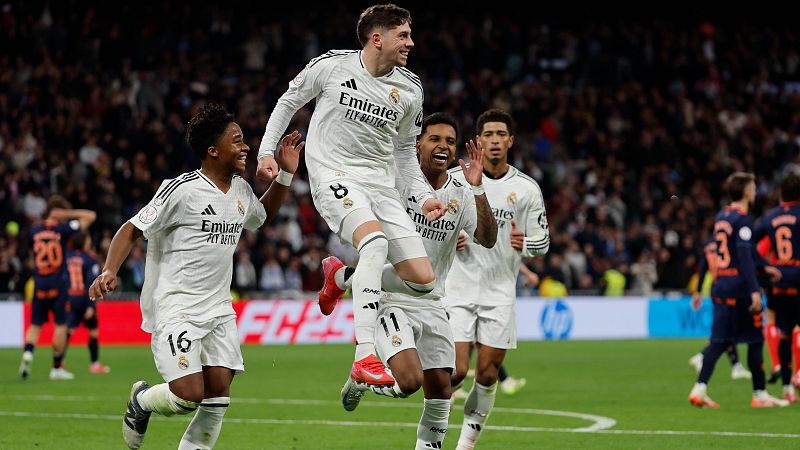 El golazo de Valverde que confirmaba el pase a cuartos del Madrid - Copa del Rey | Ver