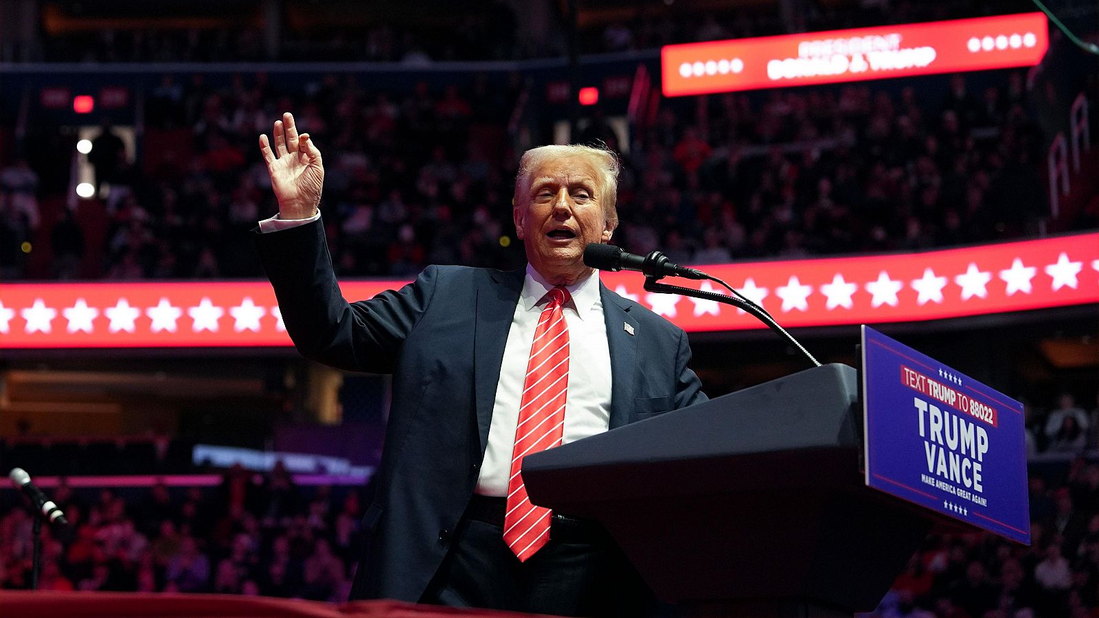 Trump se da un último baño de masas antes de su investidura - Informativo 24h | Ver