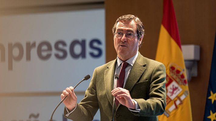 Garamendi, sobre la reducción de jornada y la subida del SMI: "No se puede separar, hay que hablarlo en conjunto"