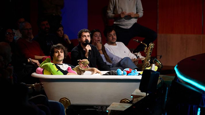 La Revuelta - Cervillego de la Cruz existe y el cambio entre bañera y bidé