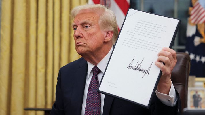 Telediario Matinal - Trump revoca 78 órdenes de la administración de Biden