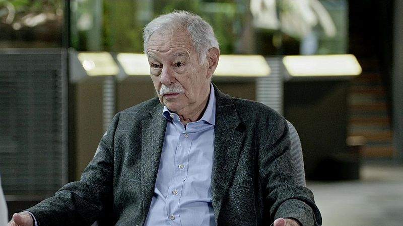 Entrevista a Eduardo Mendoza - Un país para leerlo - Un país para leerlo | Ver