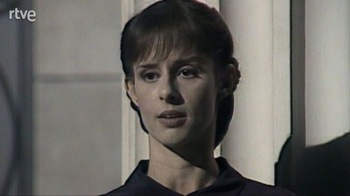 A Electra le sienta bien el luto - Regreso al hogar