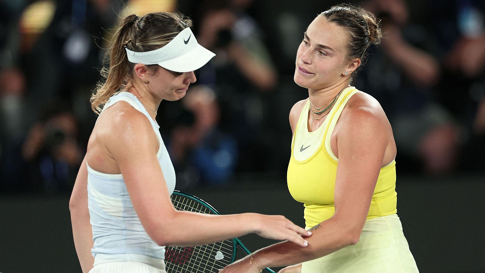 Una Sabalenka imperial despide a Badosa en semifinales del Open de Australia