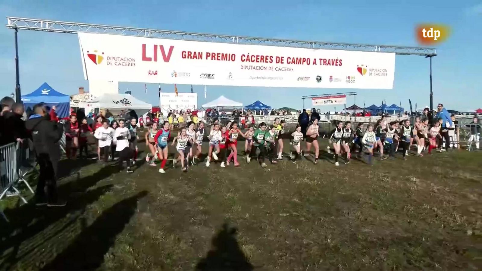 Cross - Gran Premio Cáceres de campo a través. Resumen - ver ahora