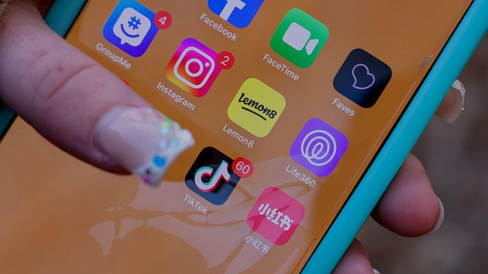 Telediario 1 - Los grandes desafíos para la regulación de las redes sociales