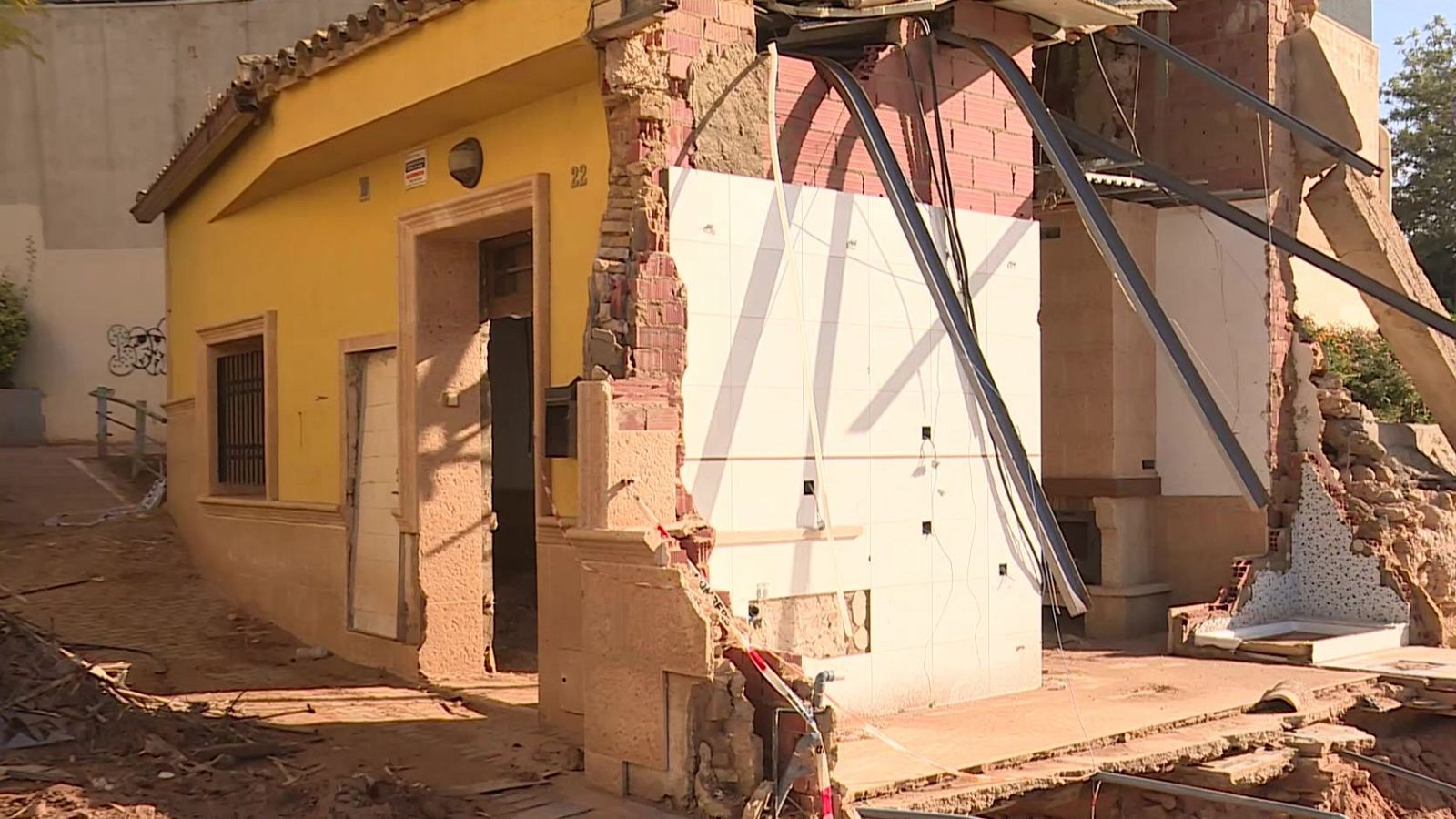 Decenas de casas serán demolidas en Valencia por los estragos de la dana