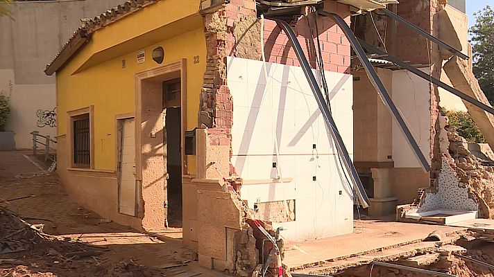 Telediario 1 - Decenas de casas serán demolidas en Valencia por los estragos de la dana