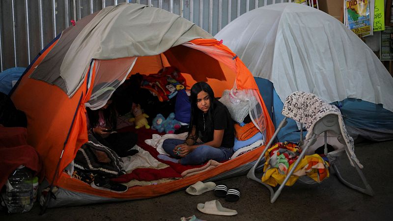 Temor entre los migrantes en EE.UU.: "Están paralizados" - Telediario Fin de Semana | Ver