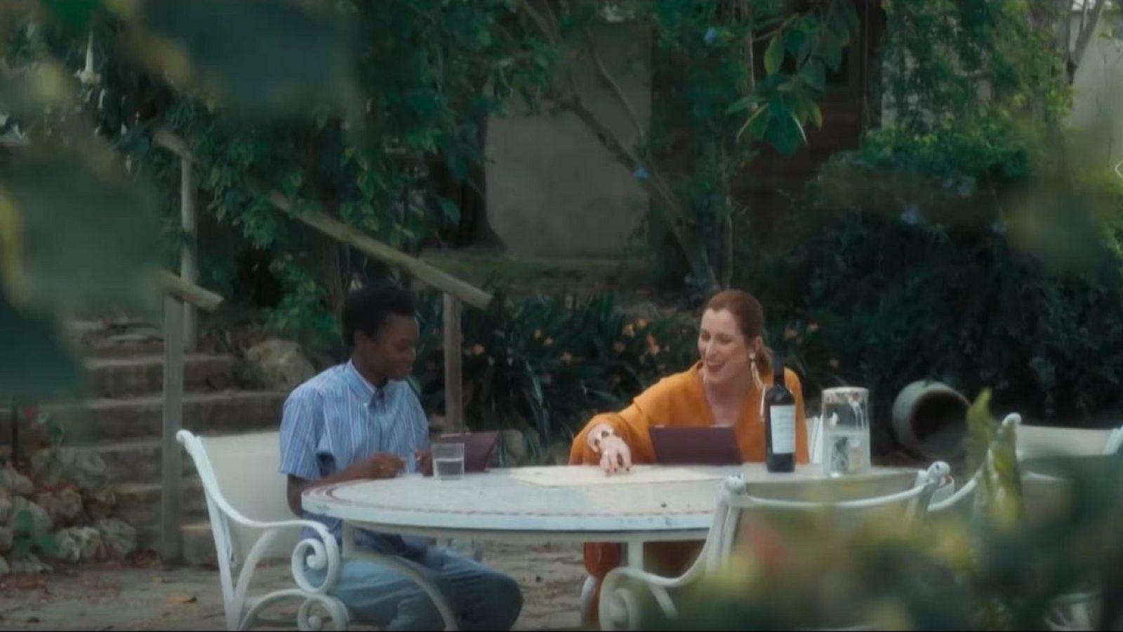 Elena Manrique debuta con su película 'Fin de Fiesta' - Telediario 1 | Ver